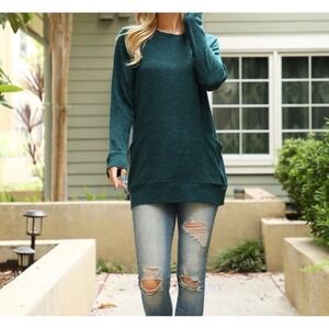 You & Me Tunic Top Women Size Small Hunter Green Raglan Long Sleeve Pocket Knit